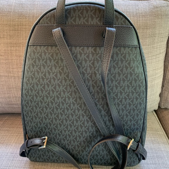 MICHAEL KORS LARGE ABBEY BACKPACK ADMIRAL BLUE - Picture 5 of 12